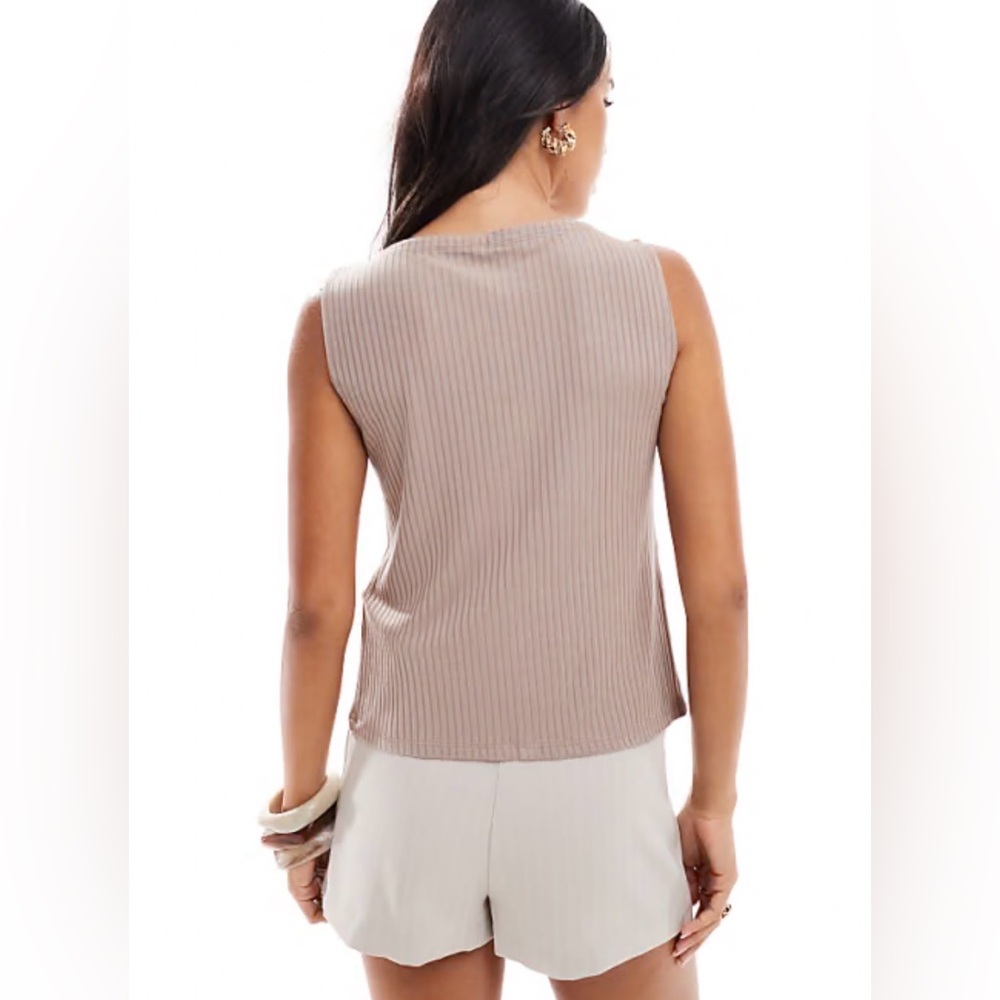 Abercrombie Top - Picture 2 of 5